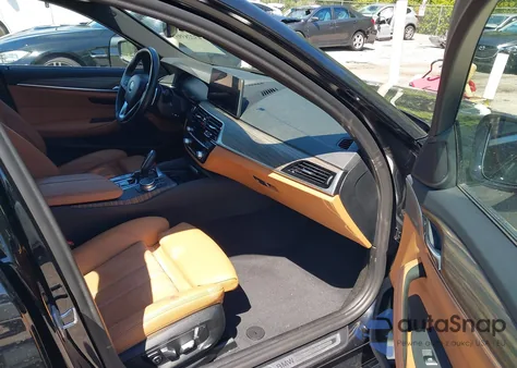 2021 BMW 540I из США, поврежденный, VIN WBA53BJ00MWX27839